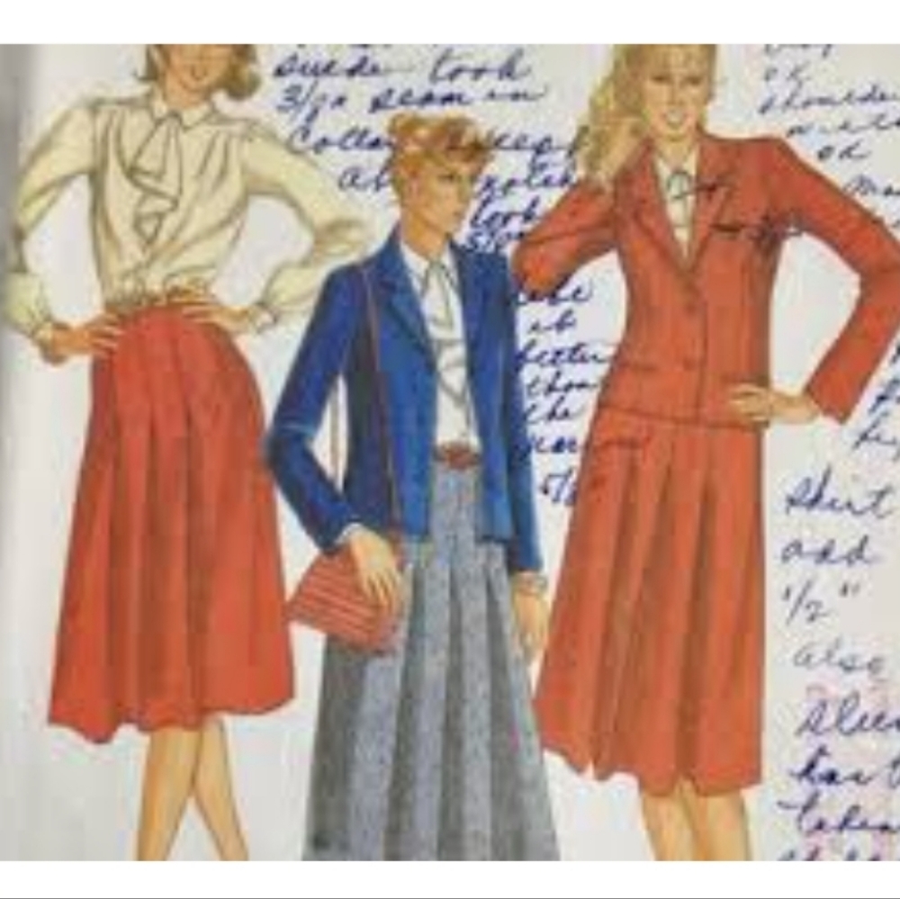 Vintage 100% pure wool Set light beige blazer with matching skirt vintage